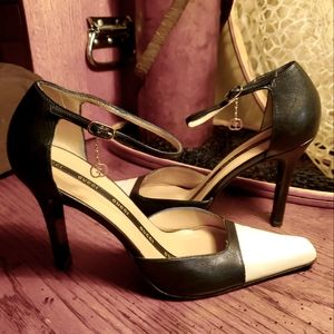 Gucci ankle strap square toe silhouette heels, 7 1/2, spectators